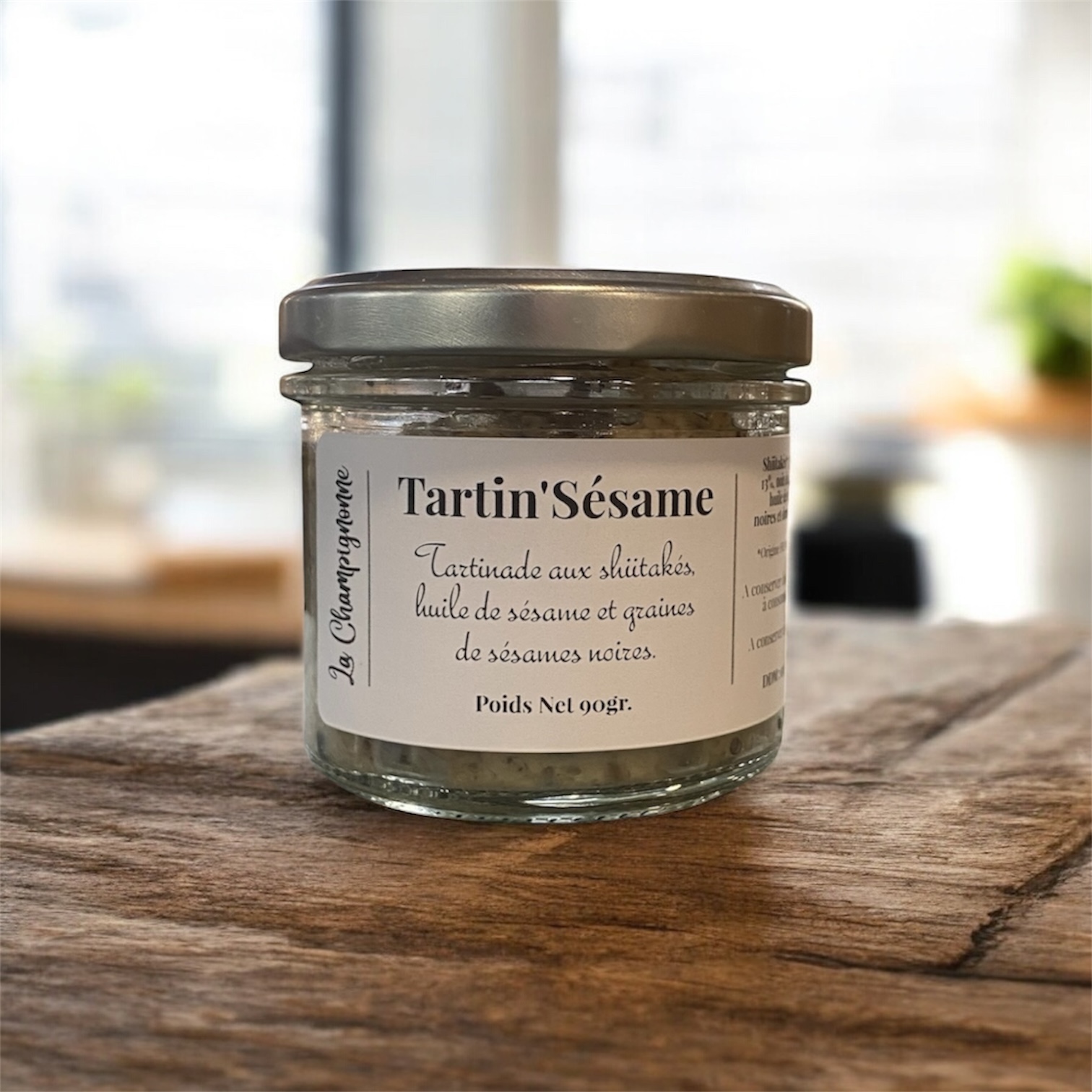 Pot de tartinade vegetales aux shiitakés et aux graines de sésames